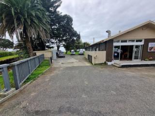 Entrance & Parking