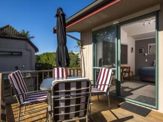 Aquarius Motor Lodge