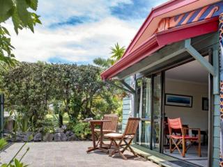 Moanarua Beach Cottage